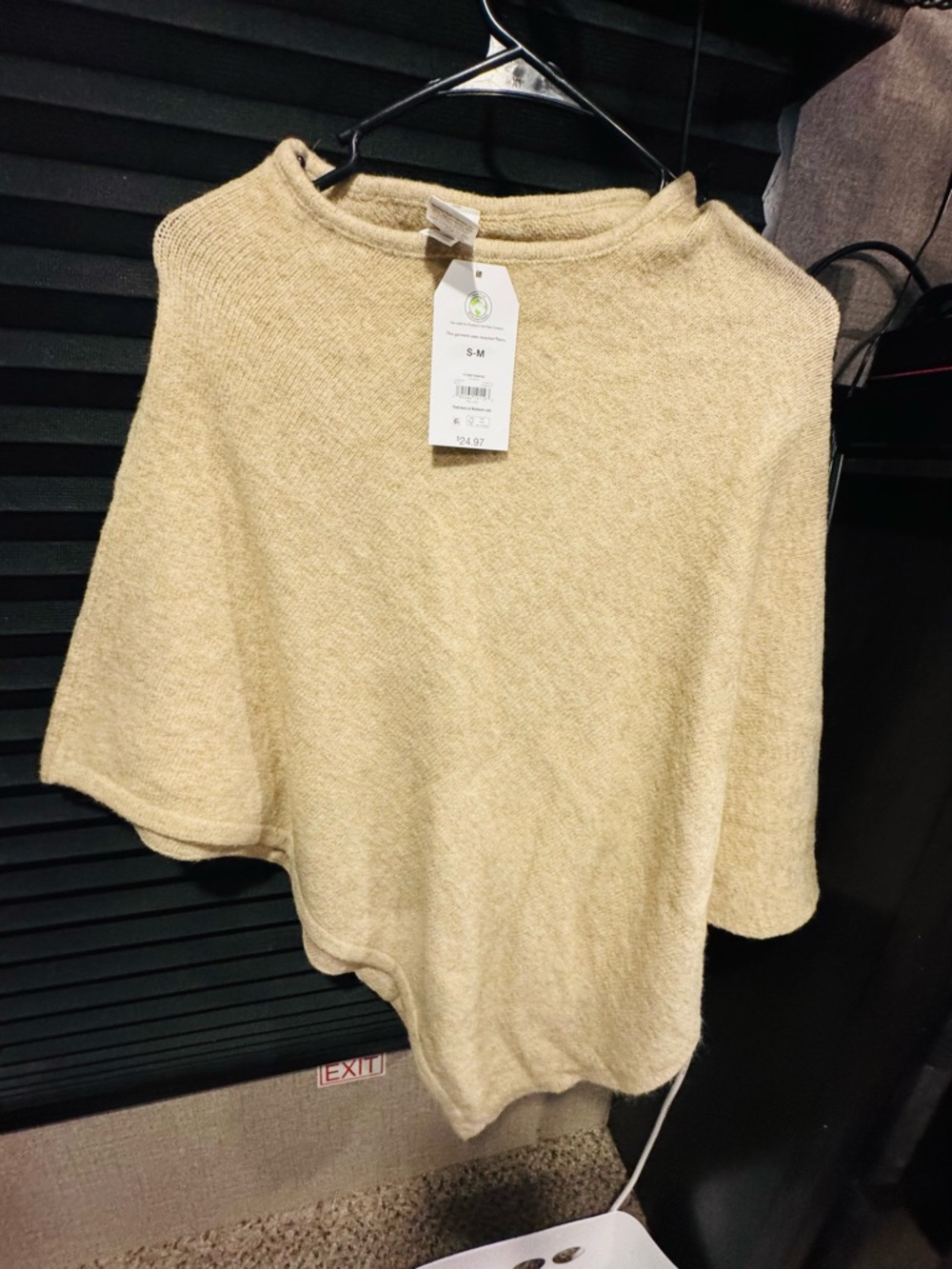 Time and Tru Cream Knit Short Sleeve Poncho Sweater